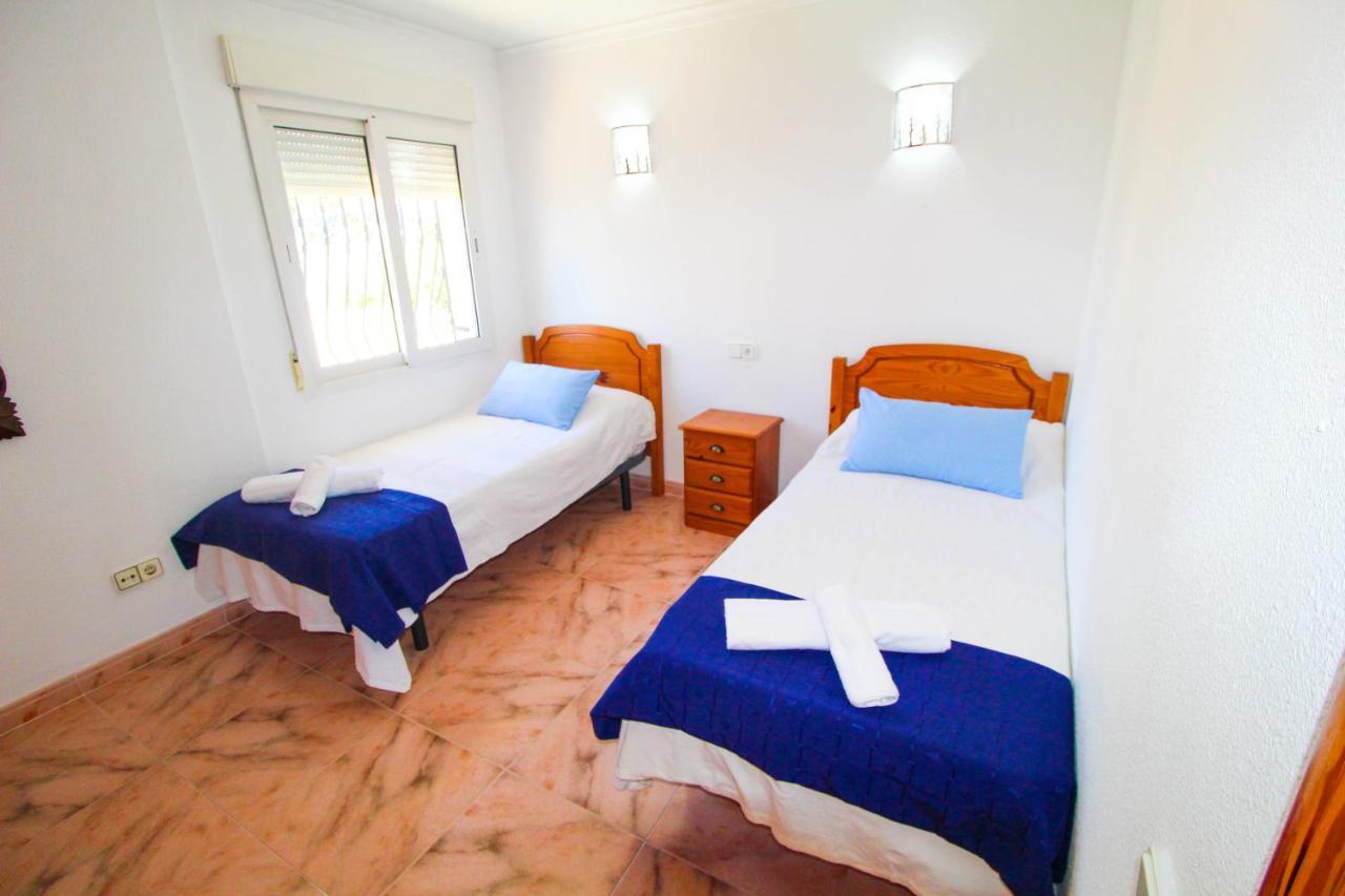 Great Villa, Sea Views, 20 Secs Walk To The Beach, Bbq, 9 People, 5 Mins Car From Alicante City Center, Sailing Club 3 Mins Walk Екстериор снимка