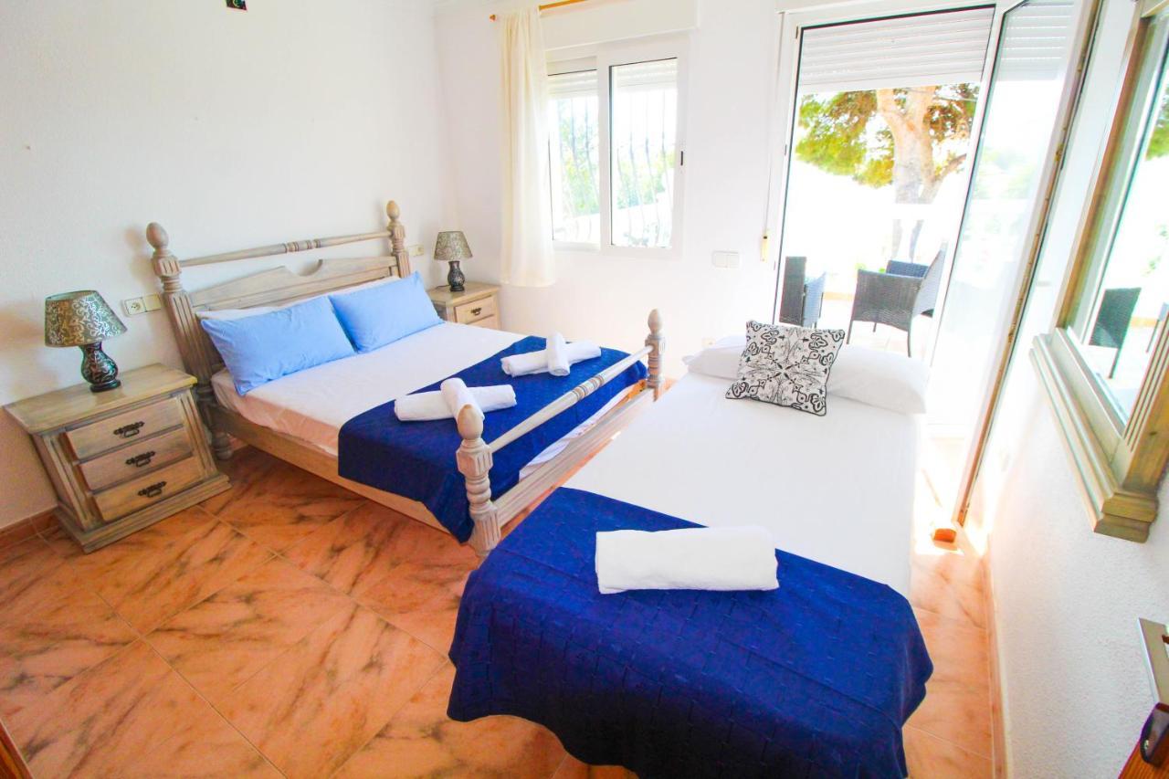 Great Villa, Sea Views, 20 Secs Walk To The Beach, Bbq, 9 People, 5 Mins Car From Alicante City Center, Sailing Club 3 Mins Walk Екстериор снимка